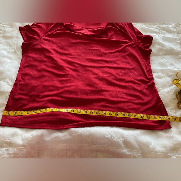 Jaclyn Smith Women’s 2X Red Short Sleeve Blouse - Picture 8 of 9